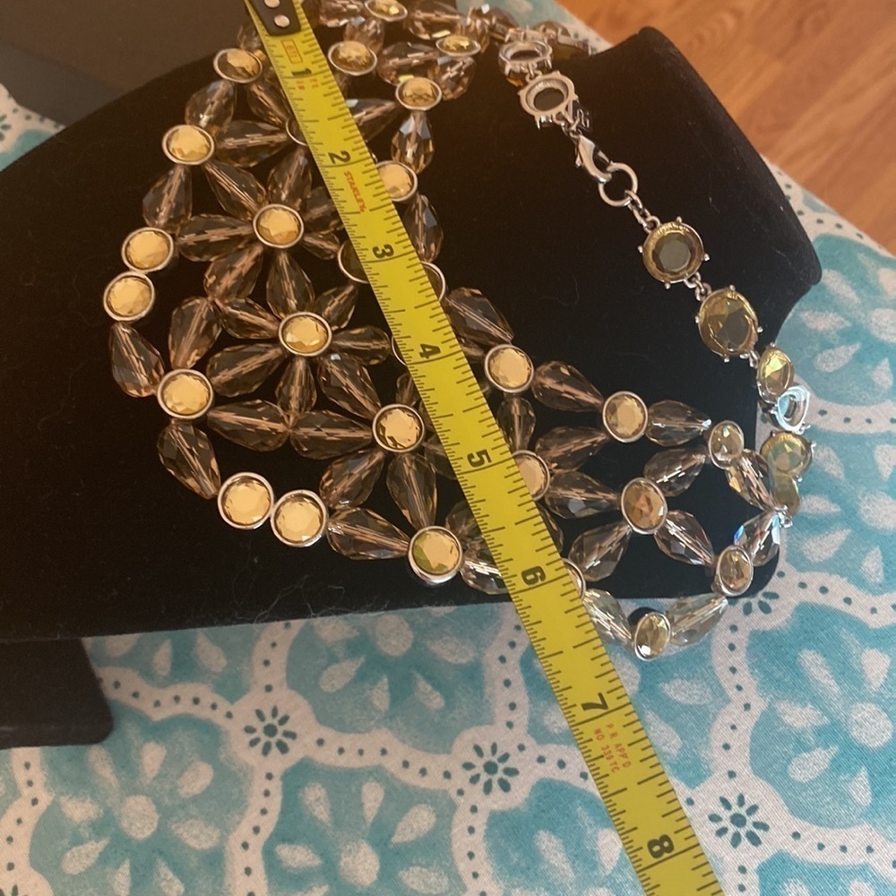 Statement Necklace - Picture 9 of 11